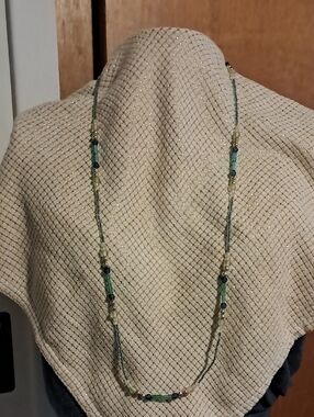 Source Unknown Green and Gold Beaded Long Necklace